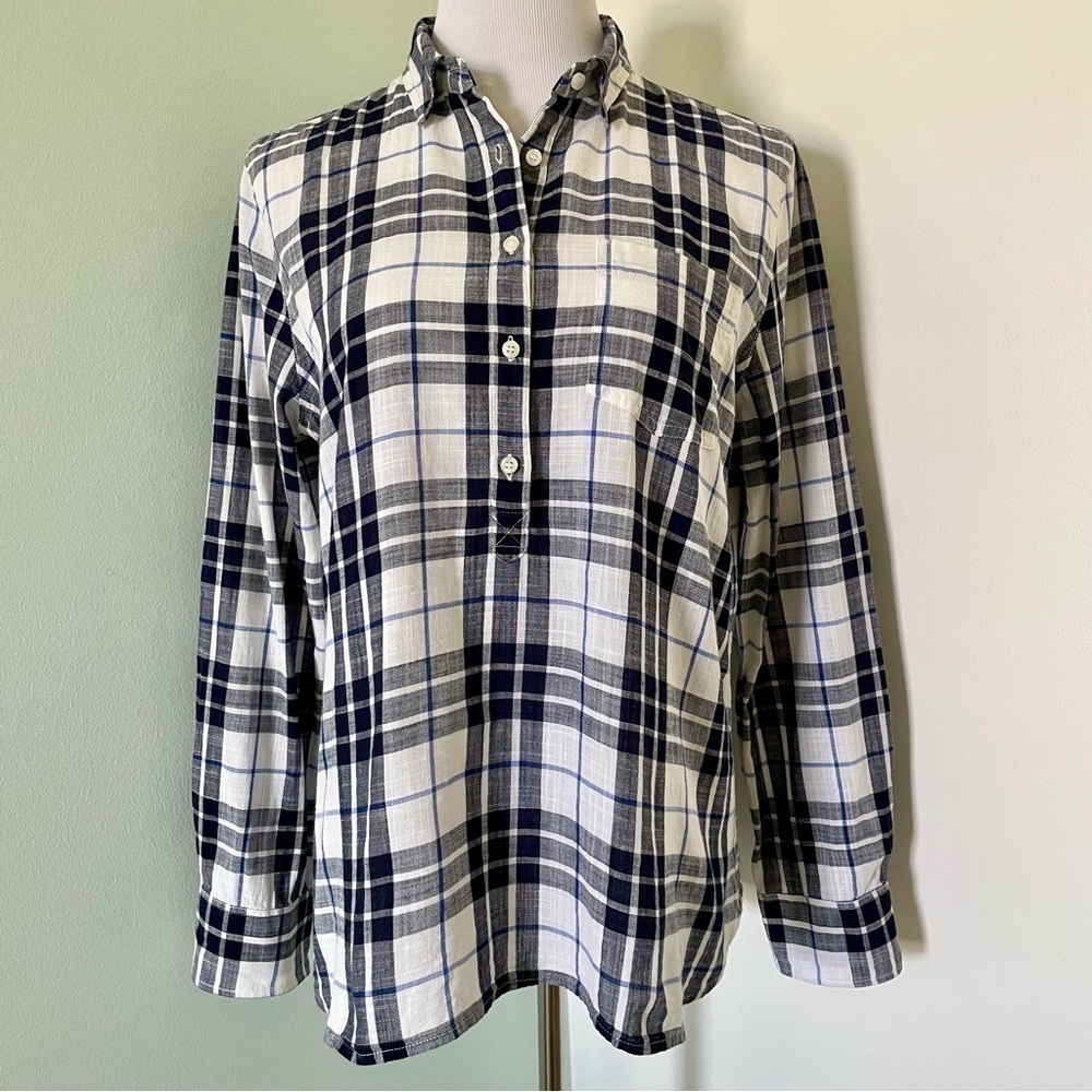 J. Crew The Perfect Shirt Half Button Women’s 100% Cotton Pullover Size M